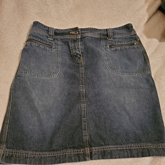 Denim skirt - Picture 1 of 1